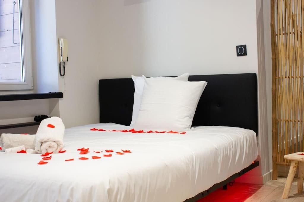 Escapade Suite อัลแบร์วิลล์ ภายนอก รูปภาพ